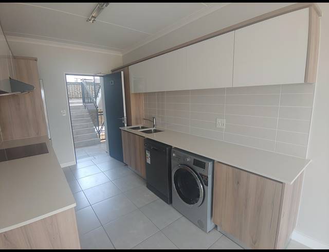 1 BEDROOM APARTMENT TO LET IN SAVANNAH COUNTRY ESTATE